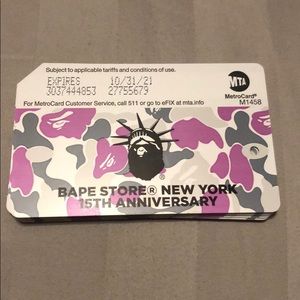 BAPE STORE x NEW YORK
15th ANNIVERSARY Metrocard